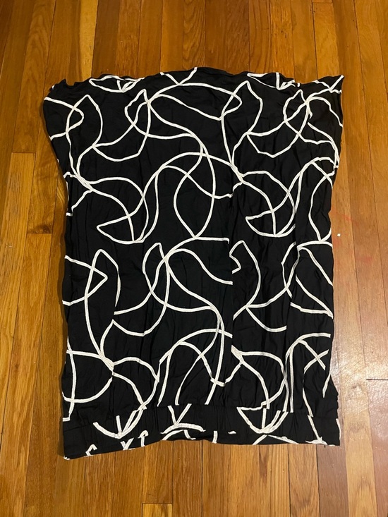Eloquii Size 22 Black & White Abstract Midi Skirt Flowy - Picture 4 of 4